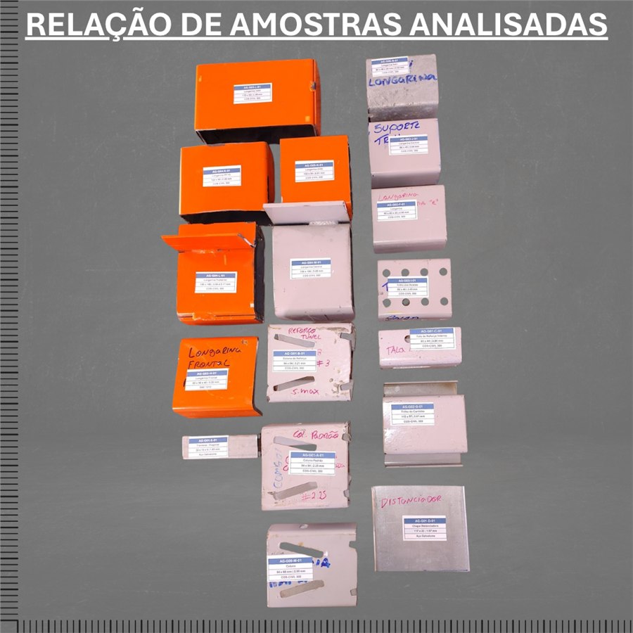 Amostras de perfis metálicos identificadas para ensaios e caracterização